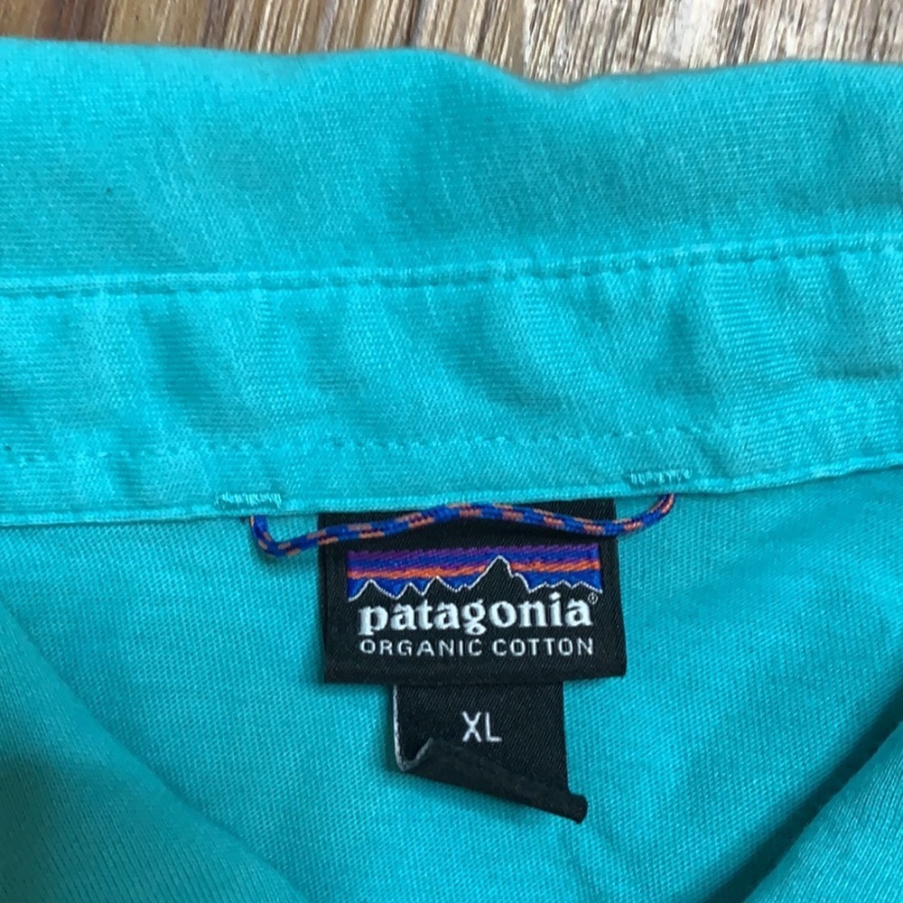Patagonia Organic Cotton Cap Cool Trail Polo (XL) - Picture 2 of 13